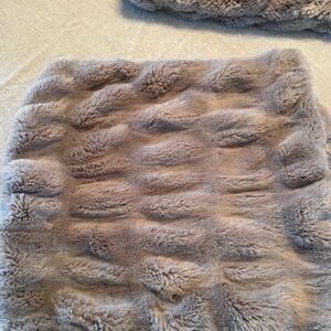 Pottery Barn Plush Faux Fur Throw in Taupe